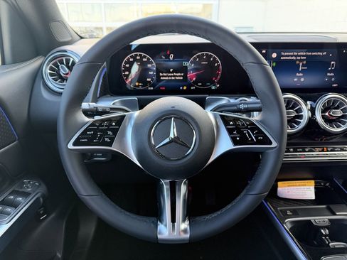 New 2026 Mercedes-Benz GLB 250 4MATIC image 14