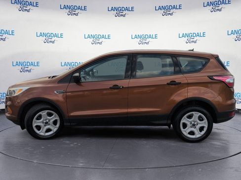 Used 2017 Ford Escape S image 10