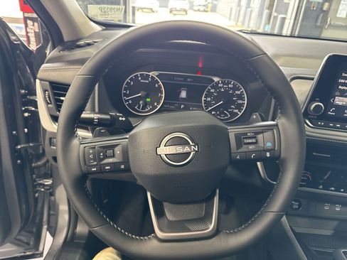 Certified 2026 Nissan Rogue SV w/ Cold Weather Package AWD/4WD image 17