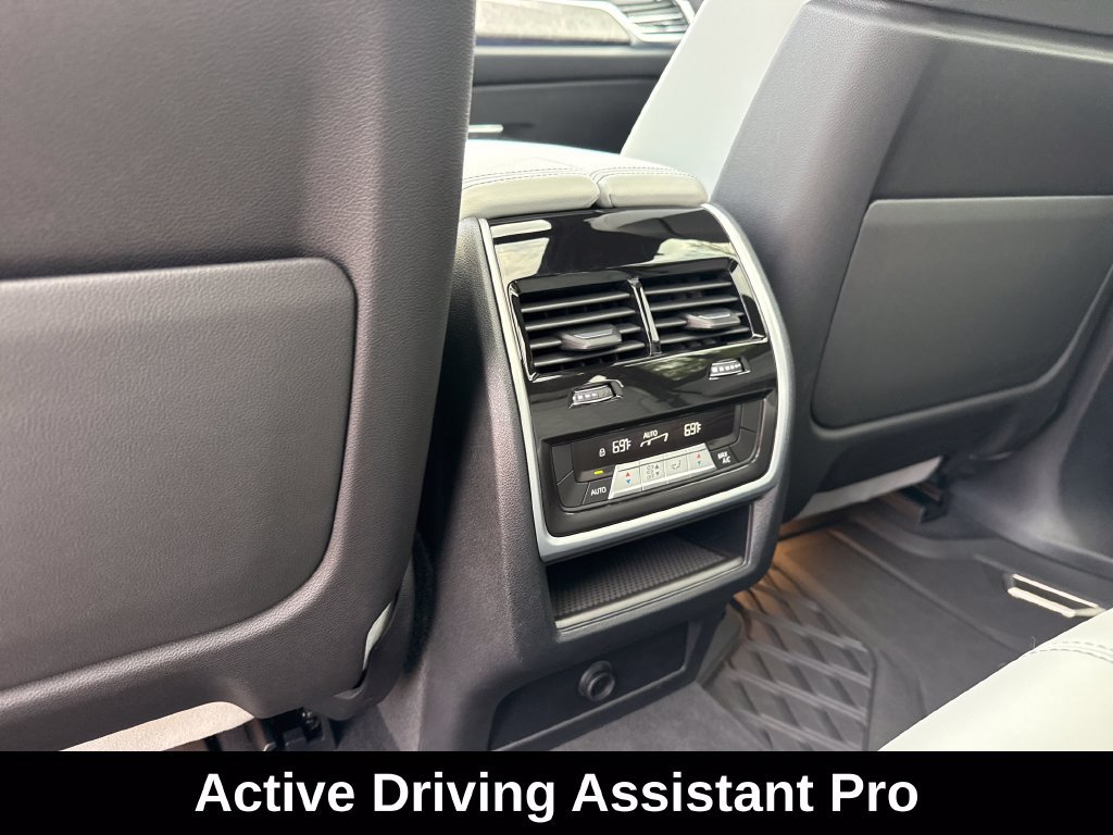 Used 2023 BMW X5 xDrive45e w/ Executive Package AWD/4WD image 27