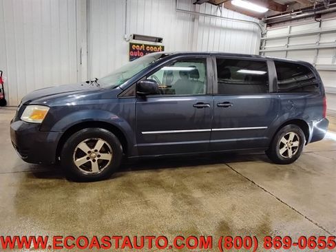 Used 2008 Dodge Grand Caravan SXT w/ Family Value Group image 5