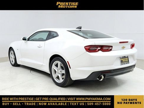 Used 2023 Chevrolet Camaro LT image 5