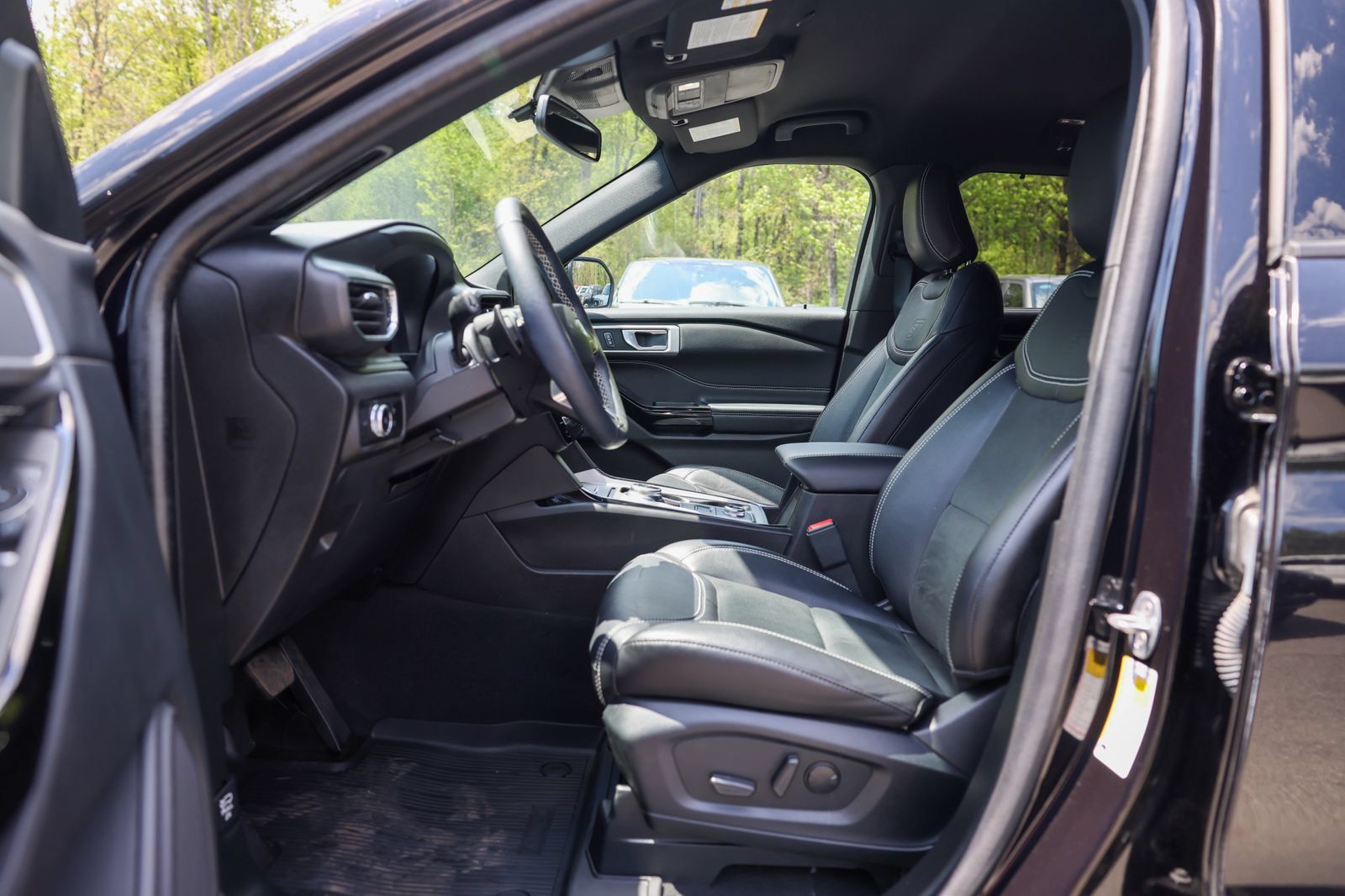 Certified 2023 Ford Explorer ST AWD/4WD image 19