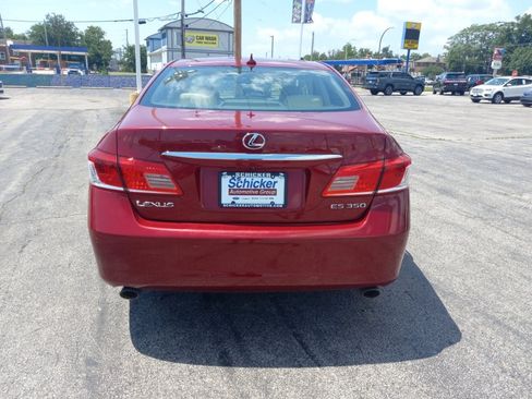 Used 2010 Lexus ES 350 FWD image 2