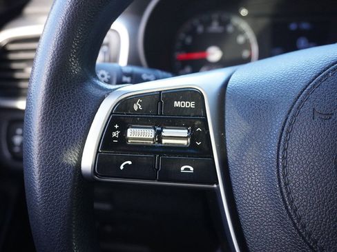 Used 2020 Kia Sorento L image 40