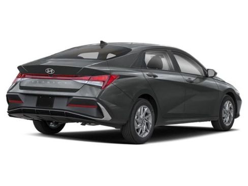 New 2026 Hyundai Elantra SEL Sport Premium FWD image 3