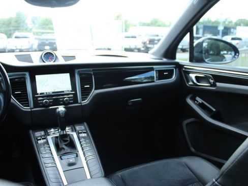 Used 2016 Porsche Macan S AWD/4WD image 18