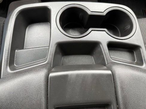 Used 2022 Chevrolet Silverado 1500 Custom image 17