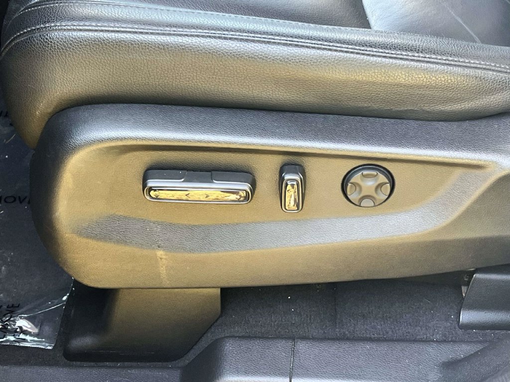 Used 2025 Honda Odyssey EX-L image 16