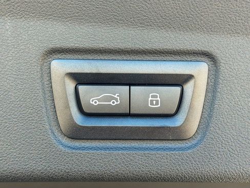 Used 2025 BMW i4 eDrive40 w/ Premium Package image 14