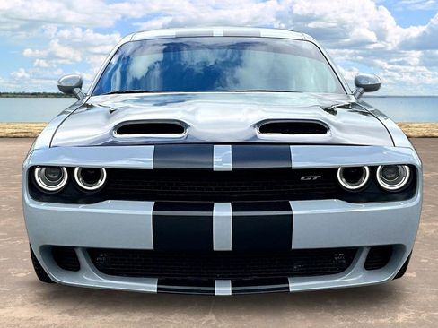 Used 2022 Dodge Challenger GT RWD image 2