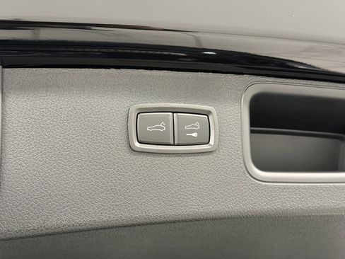 New 2026 Porsche Macan GTS image 70