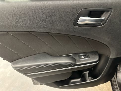 Used 2023 Dodge Charger SXT image 21