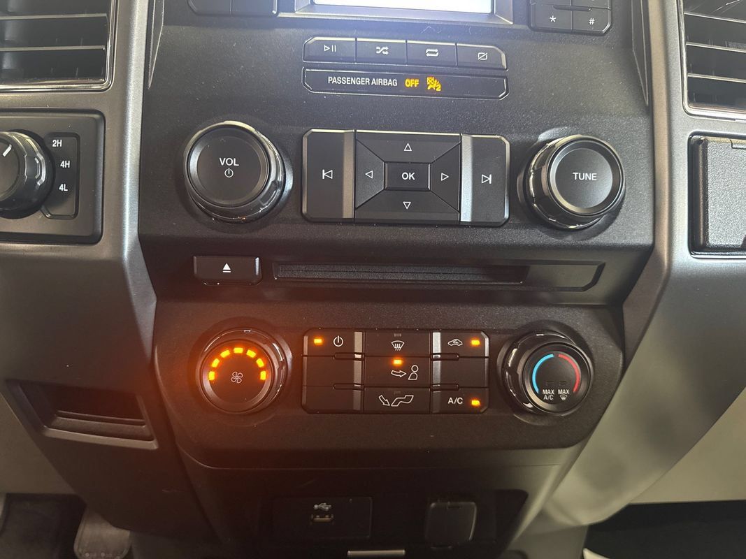 Used 2018 Ford F150 XLT AWD/4WD image 16