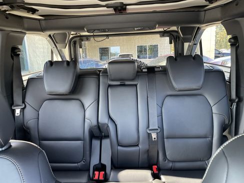 New 2025 Ford Bronco Badlands w/ Sasquatch Package image 40