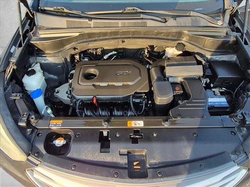 Used 2017 Hyundai Santa Fe Sport FWD image 28