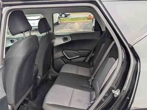 Used 2023 Kia Soul LX w/ Option Group 015 image 12