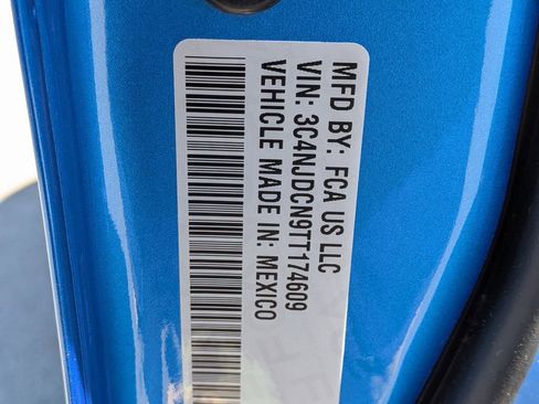 Used 2026 Jeep Compass Limited image 28