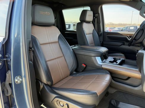 Used 2024 Chevrolet Silverado 3500 High Country w/ Z71 Off-Road Package image 32