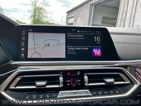 Used 2021 BMW X5 xDrive40i w/ Premium Package image 19