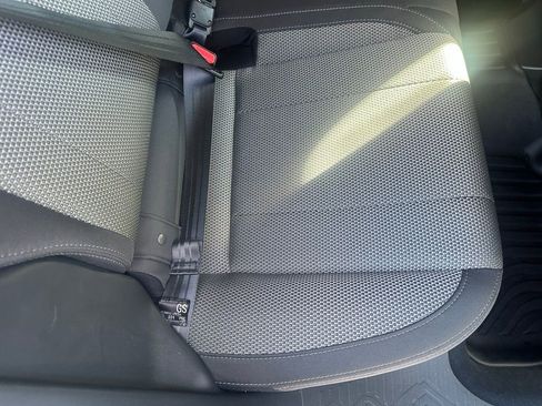 Used 2024 Subaru Crosstrek 2.0i Premium image 19