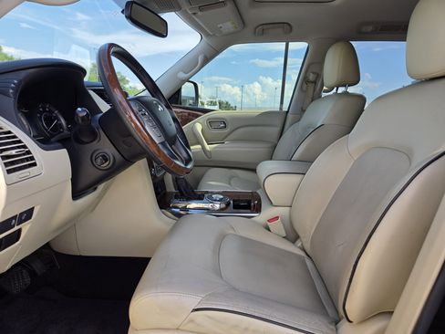 Used 2018 INFINITI QX80 2WD w/ Driver Assistance Package image 13