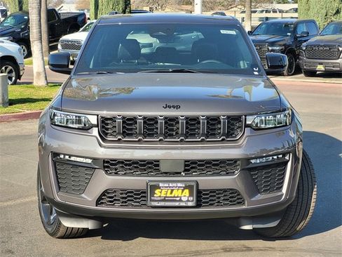 New 2026 Jeep Grand Cherokee Limited image 2