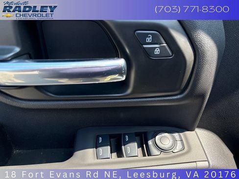 Used 2025 Chevrolet Silverado 1500 Custom Trail Boss AWD/4WD image 14