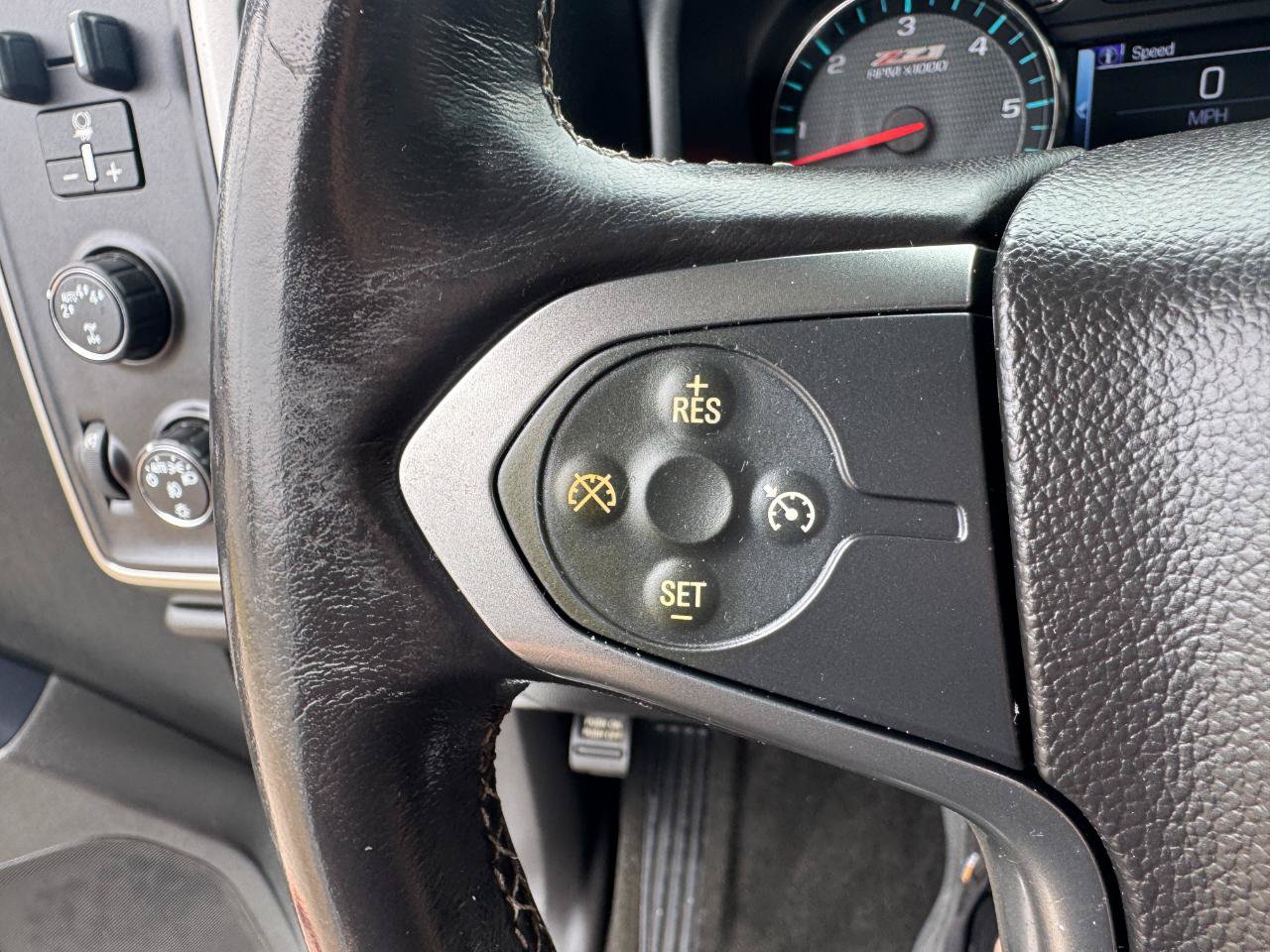 Used 2018 Chevrolet Silverado 1500 LT w/ All Star Edition AWD/4WD image 43