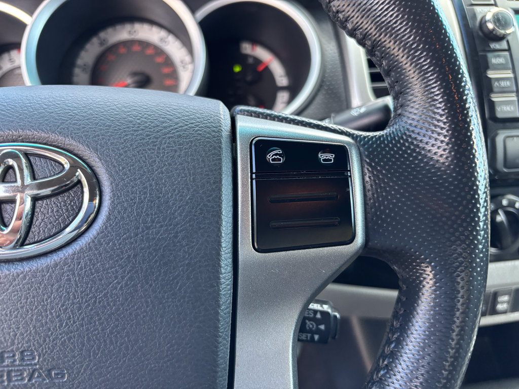 Used 2013 Toyota Tacoma 4x4 Access Cab V6 w/ TRD Off-Road Pkg image 31
