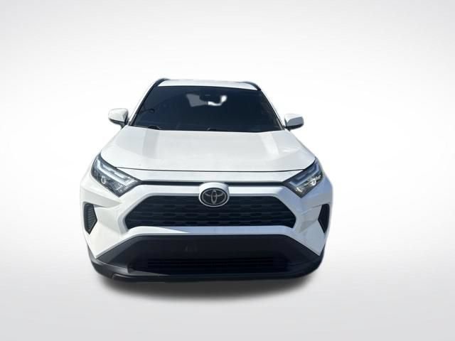 Used 2023 Toyota RAV4 XLE FWD image 7