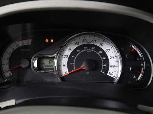 Used 2012 Toyota Sienna SE FWD image 28