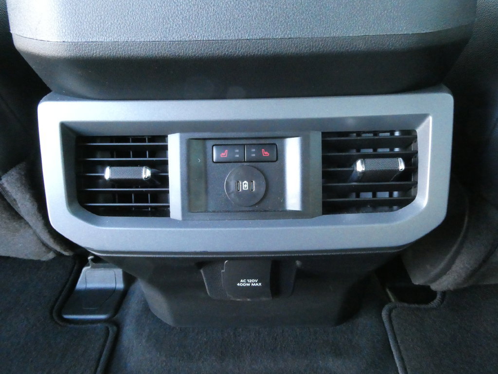 Used 2025 Ford F250 Lariat w/ Tremor Off-Road Package AWD/4WD image 19