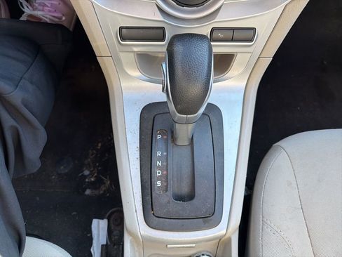 Used 2016 Ford Fiesta SE image 33