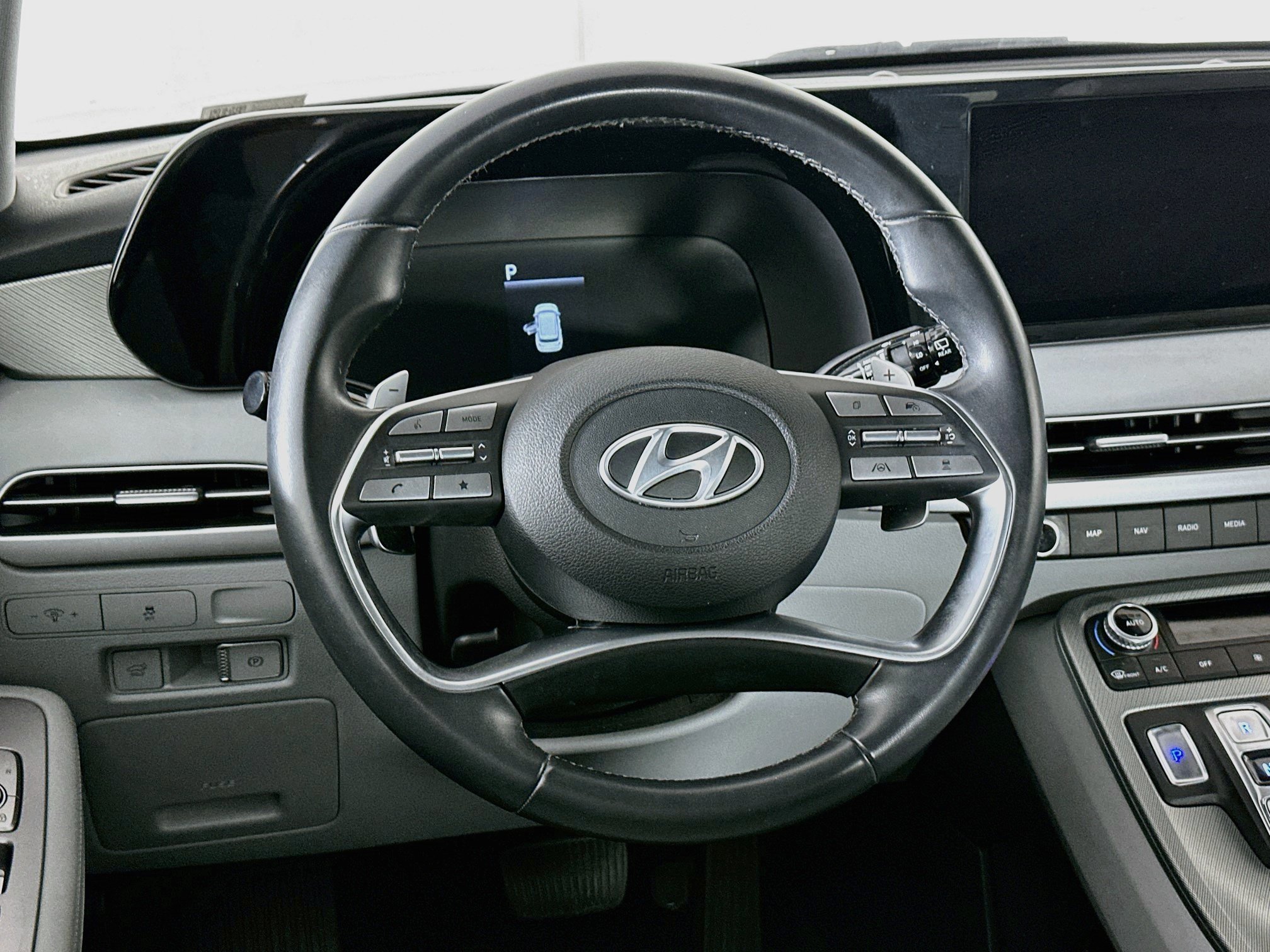 Used 2025 Hyundai Palisade SEL FWD image 18