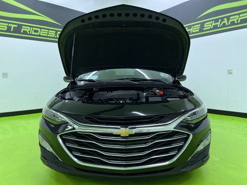 Used 2022 Chevrolet Malibu LT FWD image 4