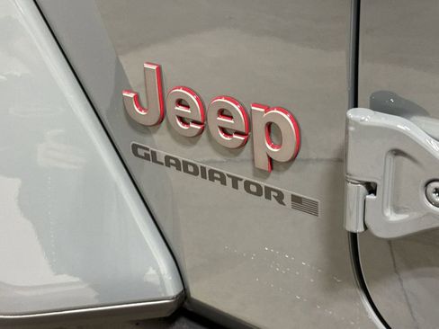 New 2026 Jeep Gladiator Rubicon image 26