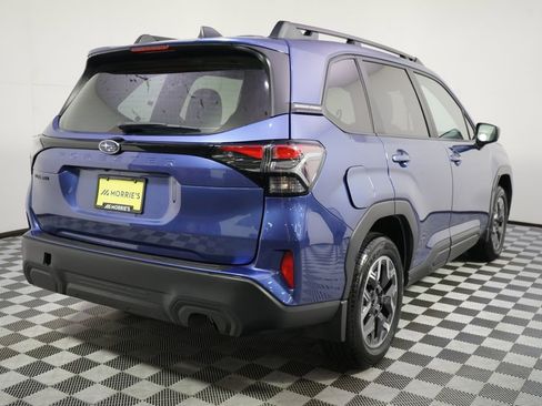 Used 2026 Subaru Forester Premium AWD/4WD image 6