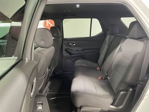 Used 2023 Chevrolet Traverse LT w/ LPO, Floor Liner Package AWD/4WD image 20