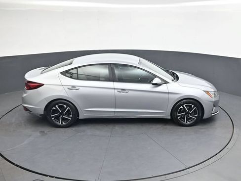 Used 2020 Hyundai Elantra SE FWD image 23