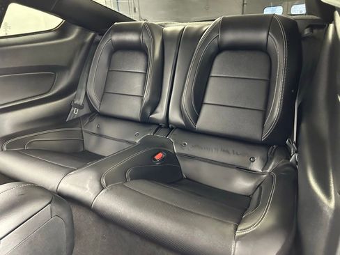 Used 2022 Ford Mustang Shelby GT500 w/ Technology Package image 15