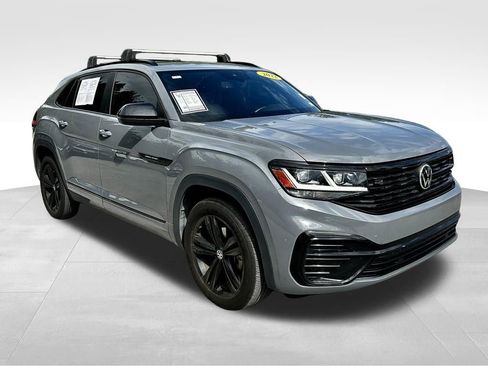 Used 2022 Volkswagen Atlas Cross Sport SEL R-Line image 2
