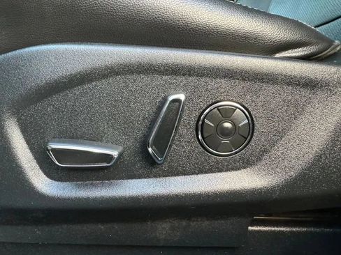 Used 2018 Ford Explorer Limited w/ Equipment Group 301A image 46