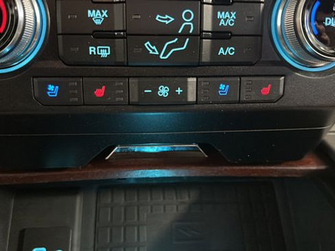 Used 2021 Ford F250 King Ranch w/ King Ranch Ultimate Package AWD/4WD image 30