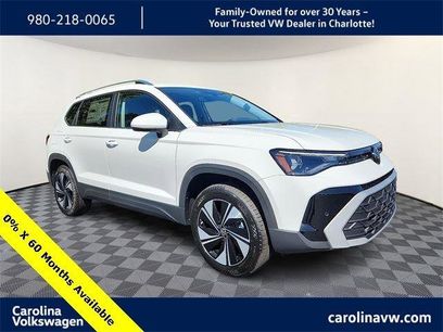 New 2025 Volkswagen Taos SE