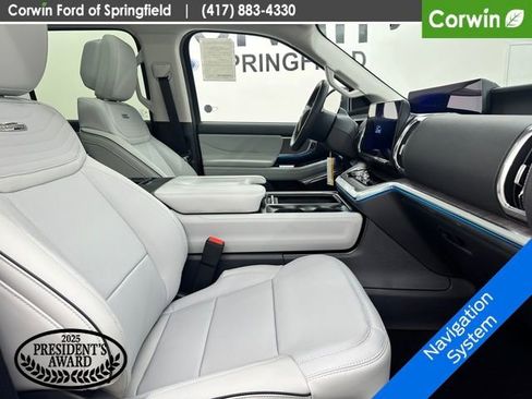 New 2026 Ford Expedition Max Platinum w/ Platinum Ultimate Package AWD/4WD image 10