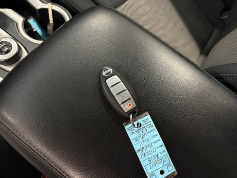 Used 2018 Nissan Pathfinder SV AWD/4WD image 37