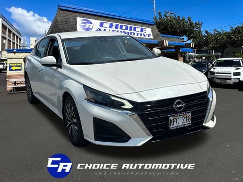 Used 2023 Nissan Altima 2.5 SV FWD image 10