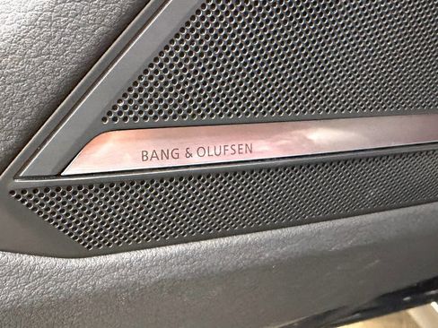 Used 2020 Audi S6 Premium Plus w/ S Sport Package image 42