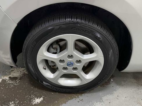 Used 2013 Nissan Leaf SV w/ LED & Quick Charge Pkg image 10